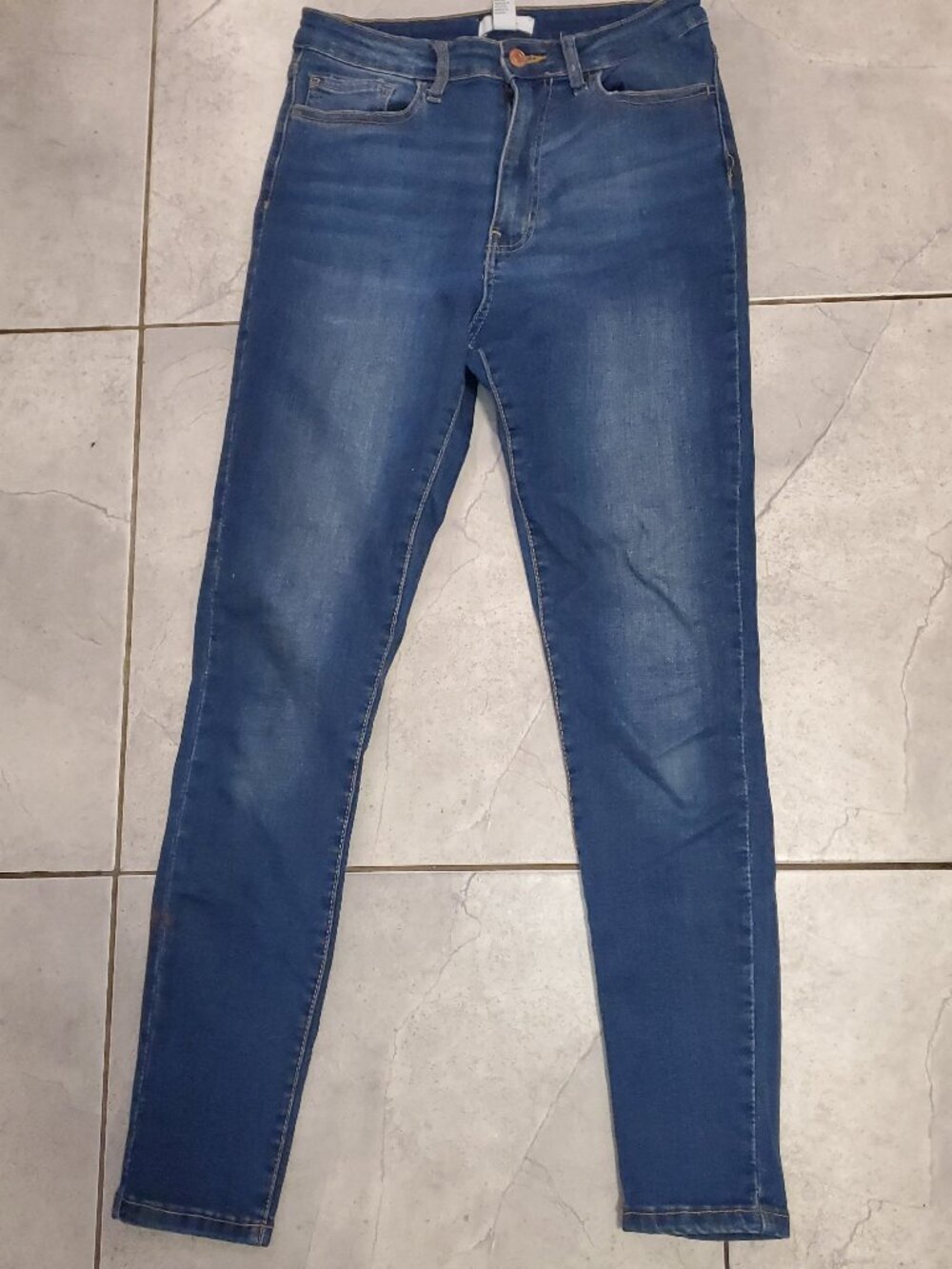 3 pairs of Forever 21 jeans Bundle same size different styles and fit